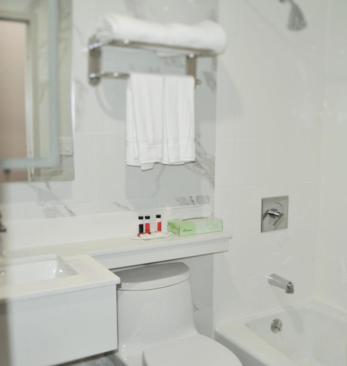 Voyage Hotel New York Ngoại thất bức ảnh