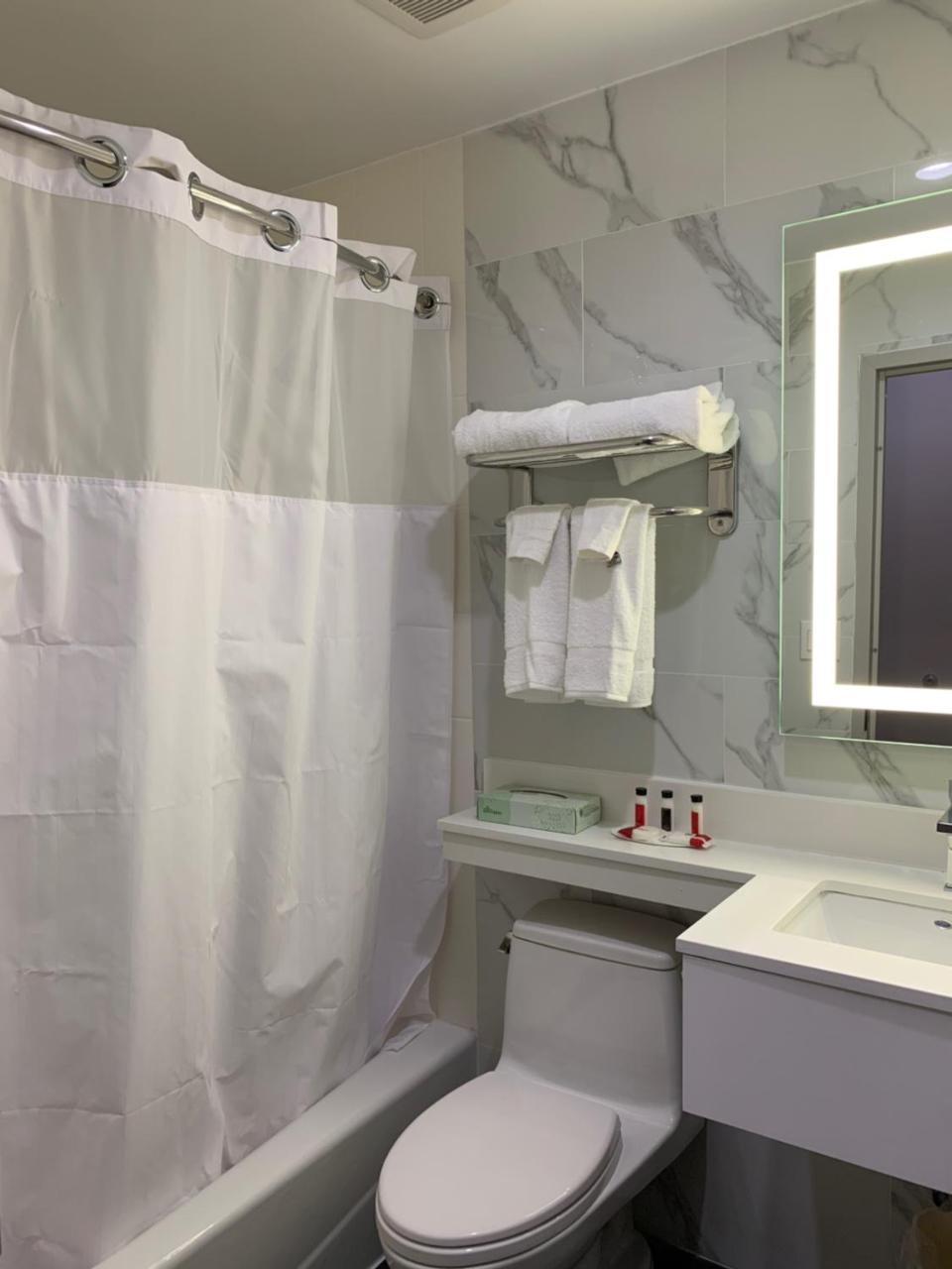 Voyage Hotel New York Ngoại thất bức ảnh
